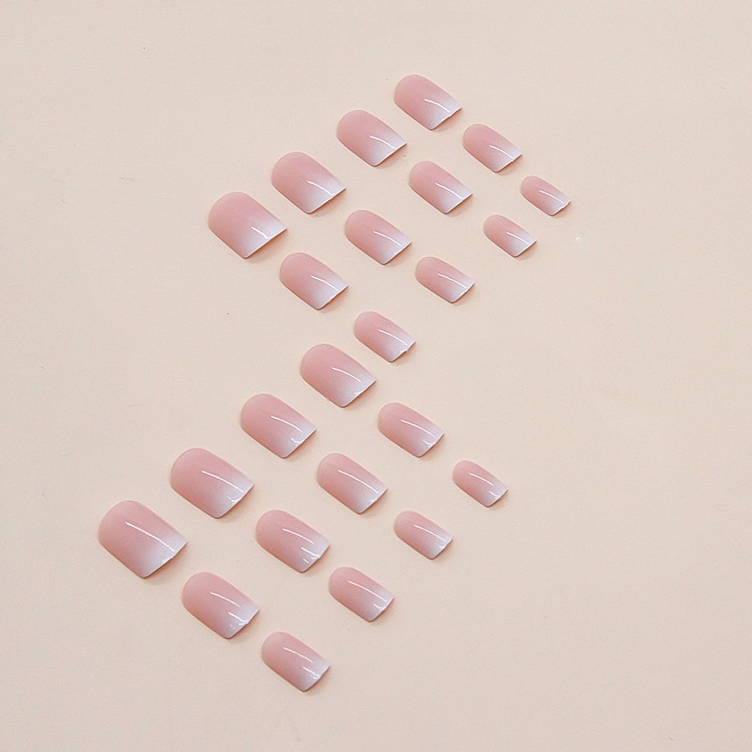Uñas postizas francesas a presión, cuadradas, cortas, color rosa nude, con diseños brillantes, uñas acrílicas con pegamento en uñas de cobertura