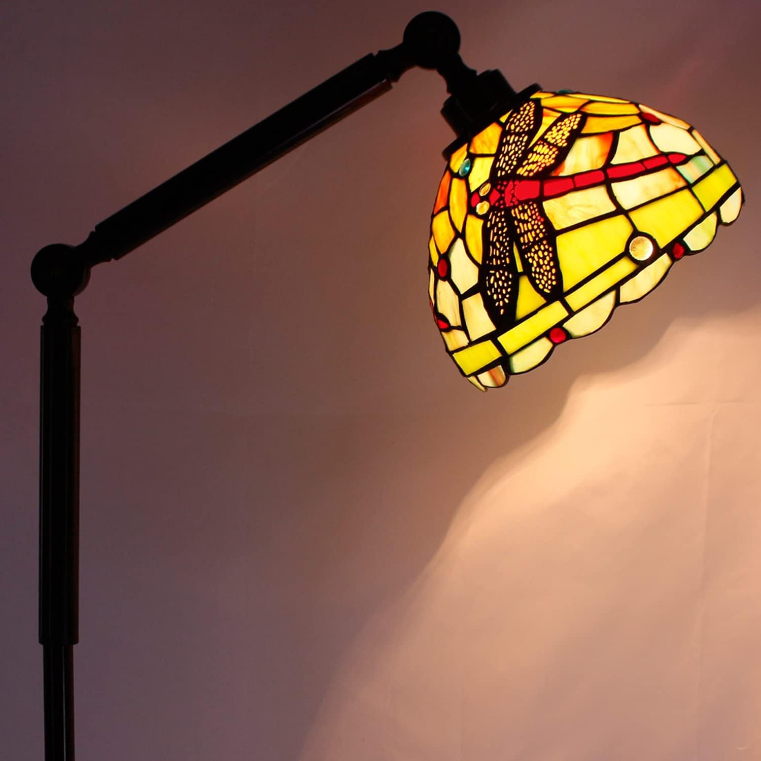 Torchiere Tiffany – Lámpara de pie estilo libélula de colores, lámpara de arco de ángulo de brazo giratorio, lámpara de lectura ajustable de cuello