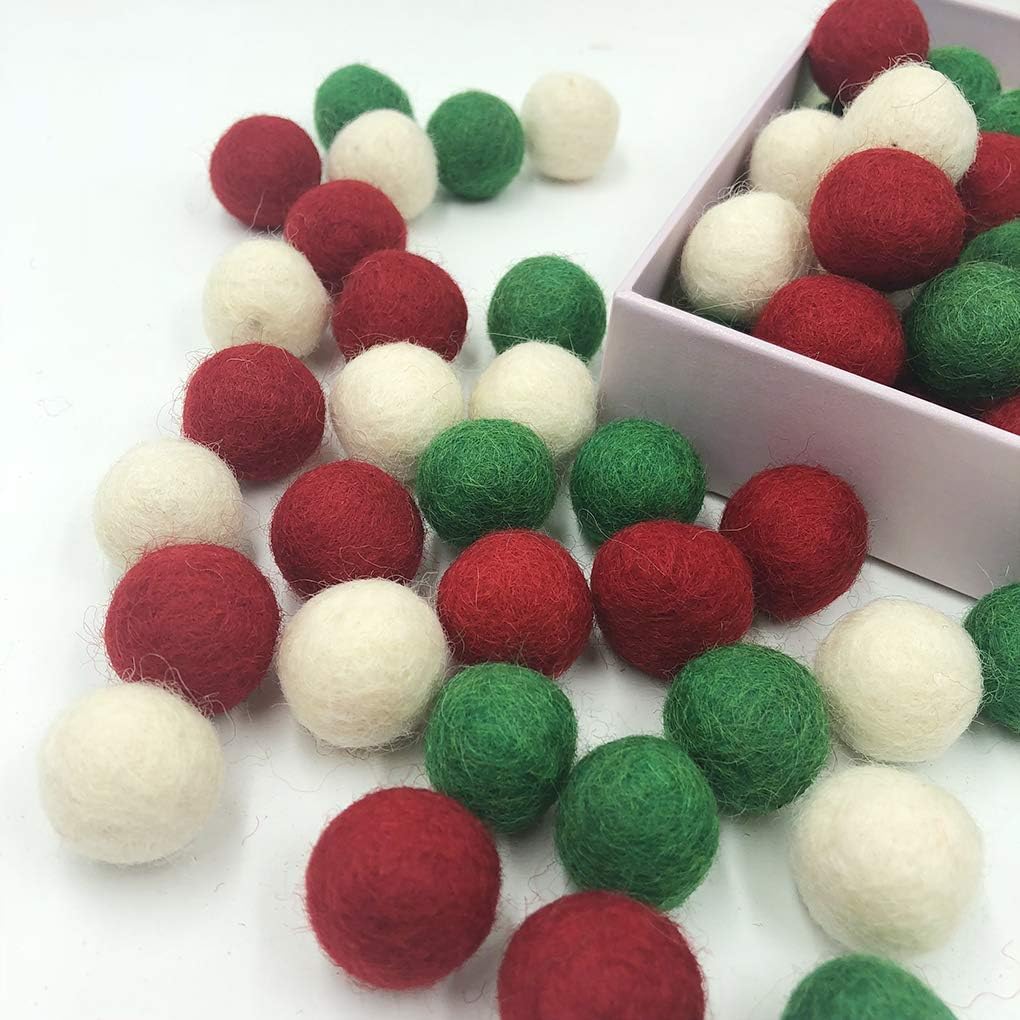 Bolas de fieltro de Navidad, color rojo, verde, blanco, 80 unidades, 0.8 in, para bricolaje, pompón, guirnalda de bolas de lana