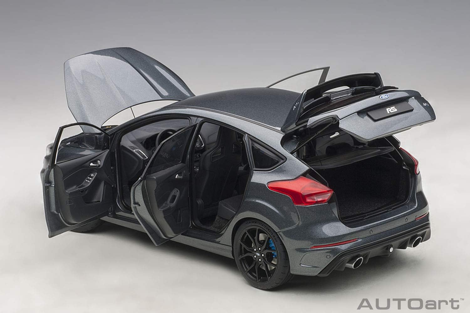 AUTOART 72954 Focus RS Stealth Gray Metallic 118 Model Car 2016