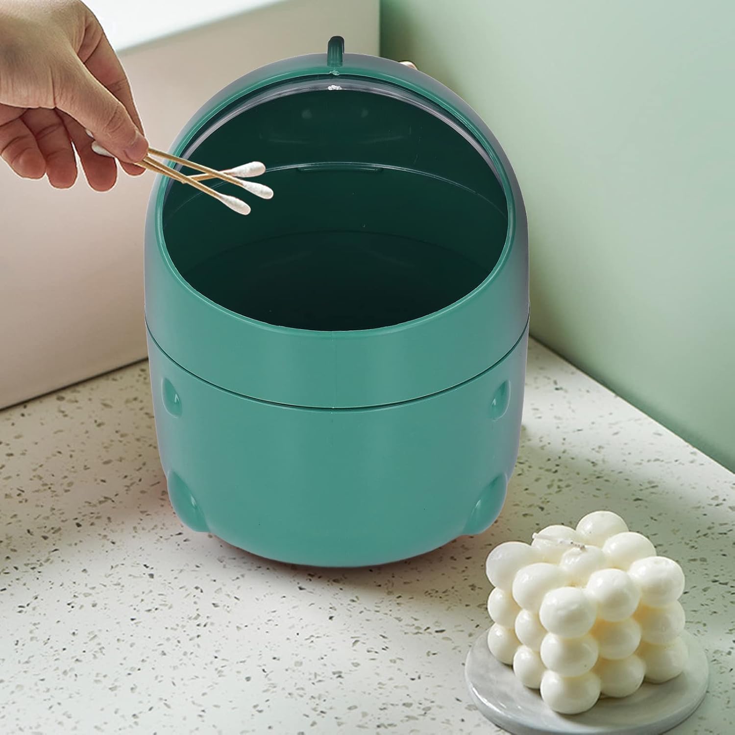 Sorandy Bonito bote de basura pequeño con forma de animal para escritorio con tapa agitada, cubo de basura compacto de gran capacidad para encimera,