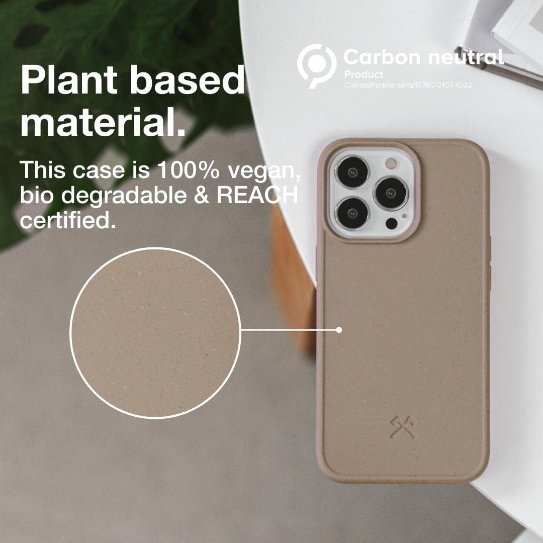 WOODCESSORIES – Funda de teléfono compatible con iPhone 13 Pro Beige – Ecológica, hecha de plantas