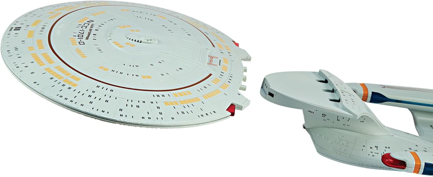 Playmates ST Next Generation Enterprise D Ship