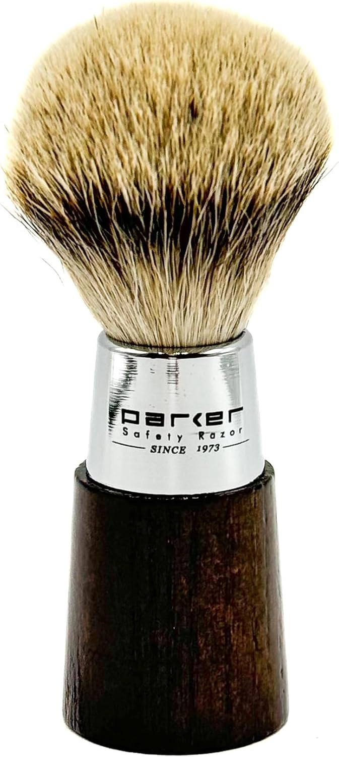 Parker – Brocha de afeitar hecha a mano, 100% de 3 bandas con mango de tejón plateado de nogal y cromo, incluye soporte para cepillo