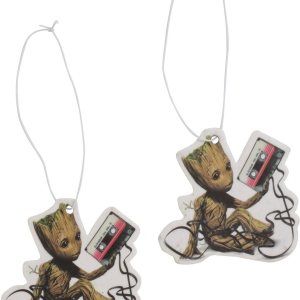 Square Deal Recordings & Supplies Baby Groot Holding Cassette – Guardianes de la Galaxia – Ambientadores con aroma a fresa – Juego de 2 Square Deal Recordings & Supplies Baby Groot Holding Cassette – Guardianes de la Galaxia – Ambientadores con aroma a fresa – Juego de 2