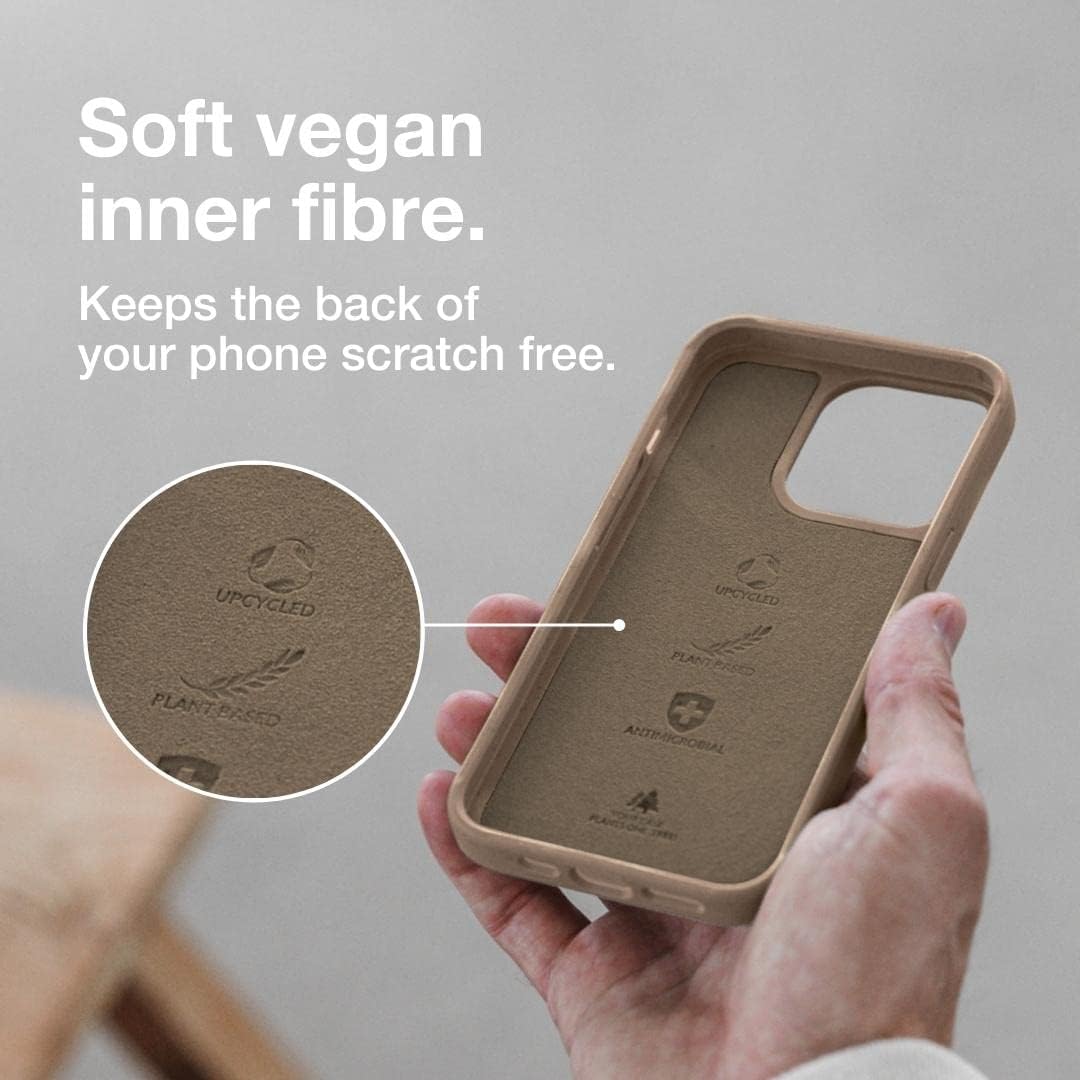 WOODCESSORIES – Funda de teléfono compatible con iPhone 13 Pro Beige – Ecológica, hecha de plantas
