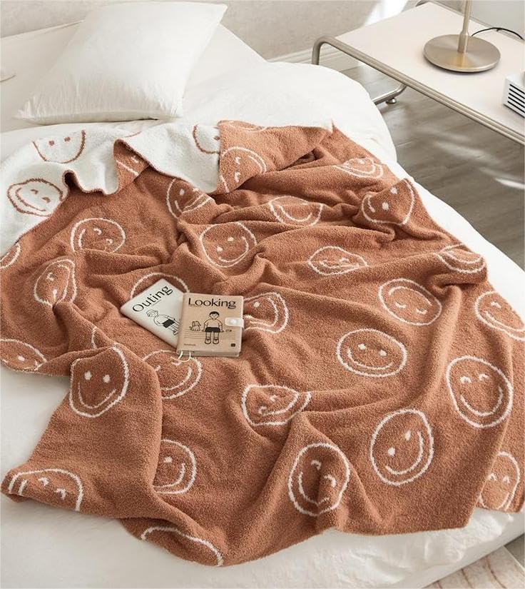 Manta de punto de microfibra esponjosa súper suave y bonita con cara sonriente, afelpada, ligera, ligera, para sofá y cama, 69 x 40 pulgadas (color