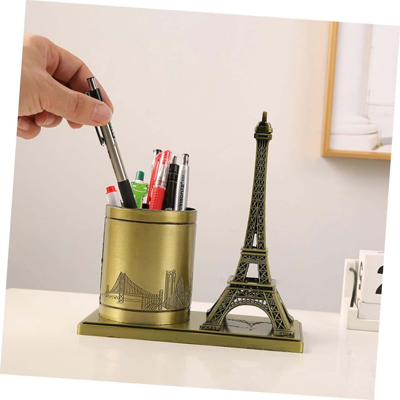 NUOBESTY Contenedor de lápices decorativo para papelería, organizador de lápices de escritorio, soporte de almacenamiento de bolígrafos, exquisito