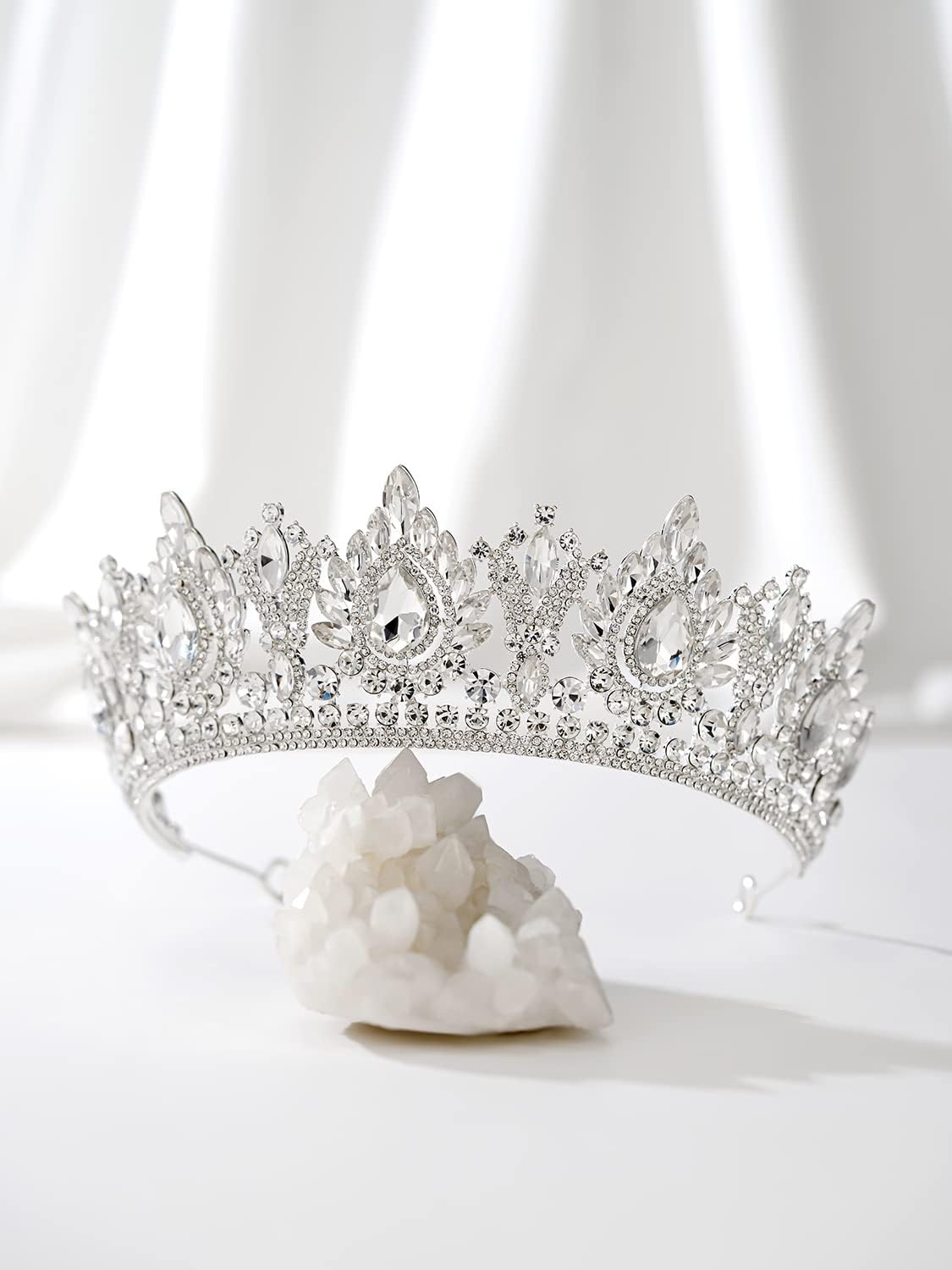 SWEETV Tiara barroca para mujer, tiara de boda para novia, accesorio para el cabello de fiesta de cumpleaños de Halloween, fiesta de cumpleaños