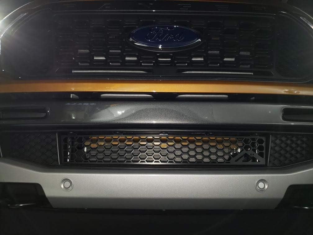Rejilla de parachoques negra con recubrimiento en polvo “Honeycomb” para Ford Ranger M2M 2019+ #200-10-1