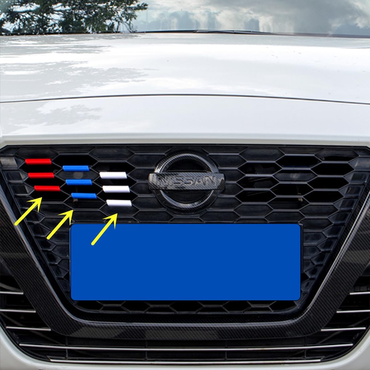 ZiWen Nuevo estilo deportivo colorido parrilla delantera inserto ajuste para Nissan Altima 2019 2020 2021 (rojo, azul y blanco)