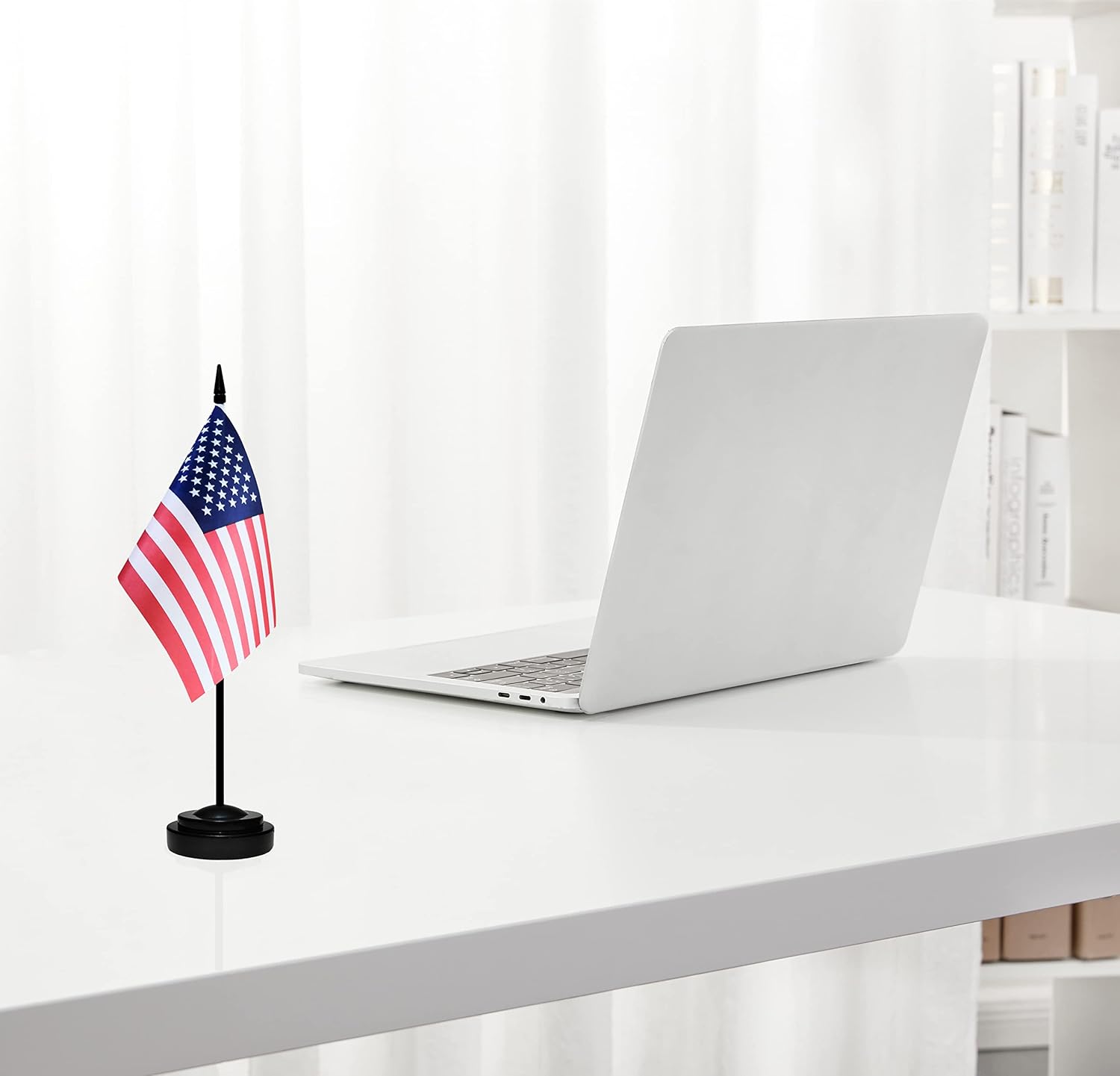 Juego de 8 banderas de escritorio de Estados Unidos, mini banderas de mesa pequeñas de Estados Unidos, bandera de escritorio en miniatura con poste