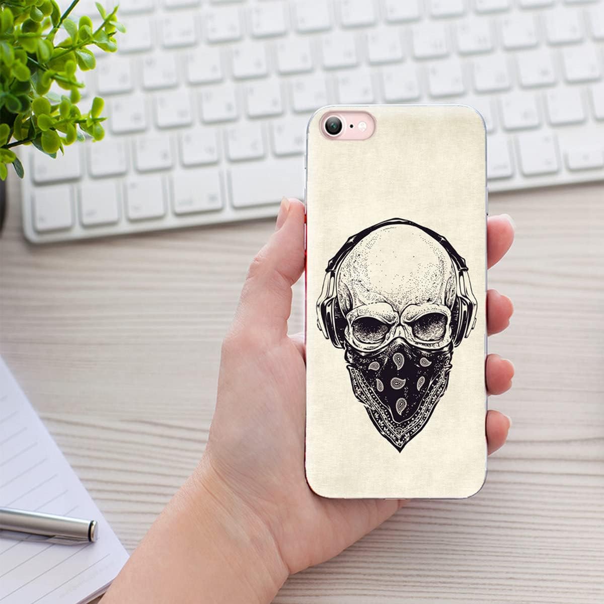 Funda para iPhone SE 2022 2020, iPhone 8, iPhone 7, funda VoMotec a prueba de golpes, de goma suave, protección completa, delgada, para iPhone SE