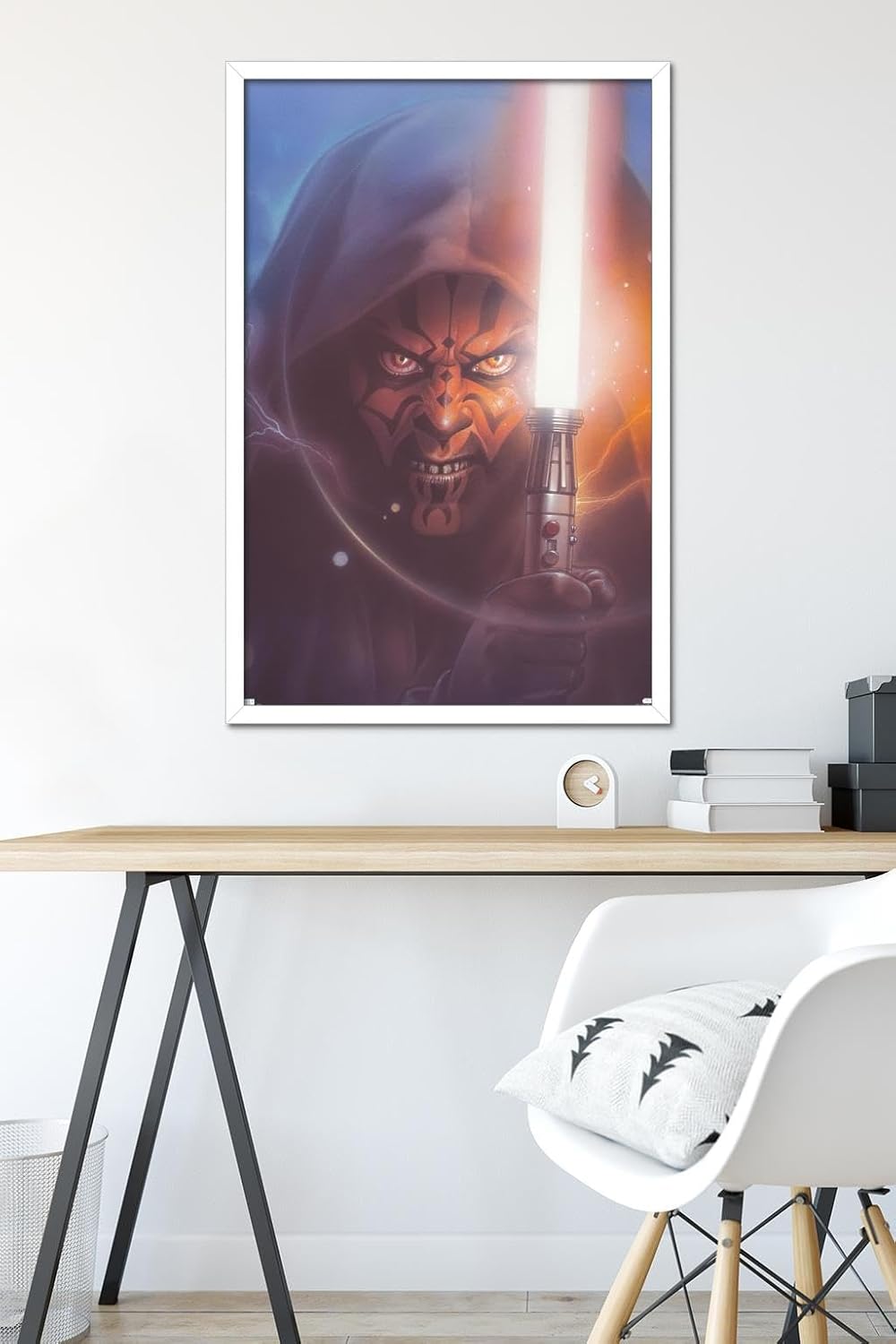 Trends International Star Wars The Phantom Menace – Póster de pared con sable de luz de Darth Maul