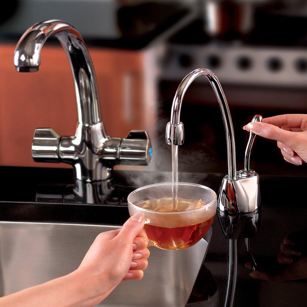 Dispensador de agua caliente de diseño Insinkerator serie 1100. El depósito se vende por separado, F-GN1100W