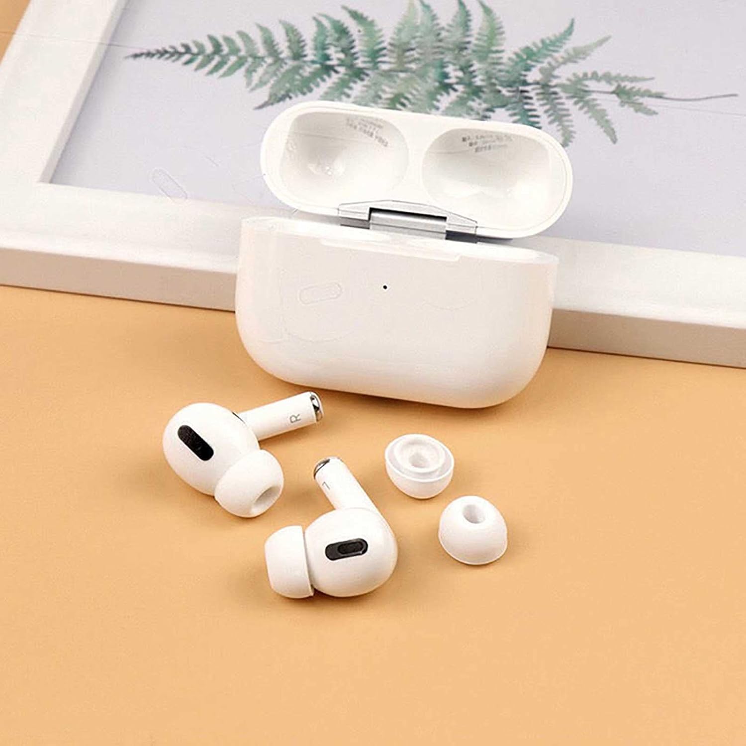 12 pares de almohadillas de repuesto para Airpods Pro y Airpods Pro 2nd, caben en la funda de carga (12)
