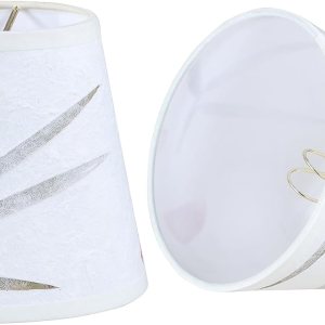 Aspen Creative 51036-2 – Pantalla de lámpara de araña con clip, color blanco roto en papel de pétalos, 4 pulgadas superior x 6 pulgadas inferior x 5 Aspen Creative 51036-2 – Pantalla de lámpara de araña con clip, color blanco roto en papel de pétalos, 4 pulgadas superior x 6 pulgadas inferior x 5