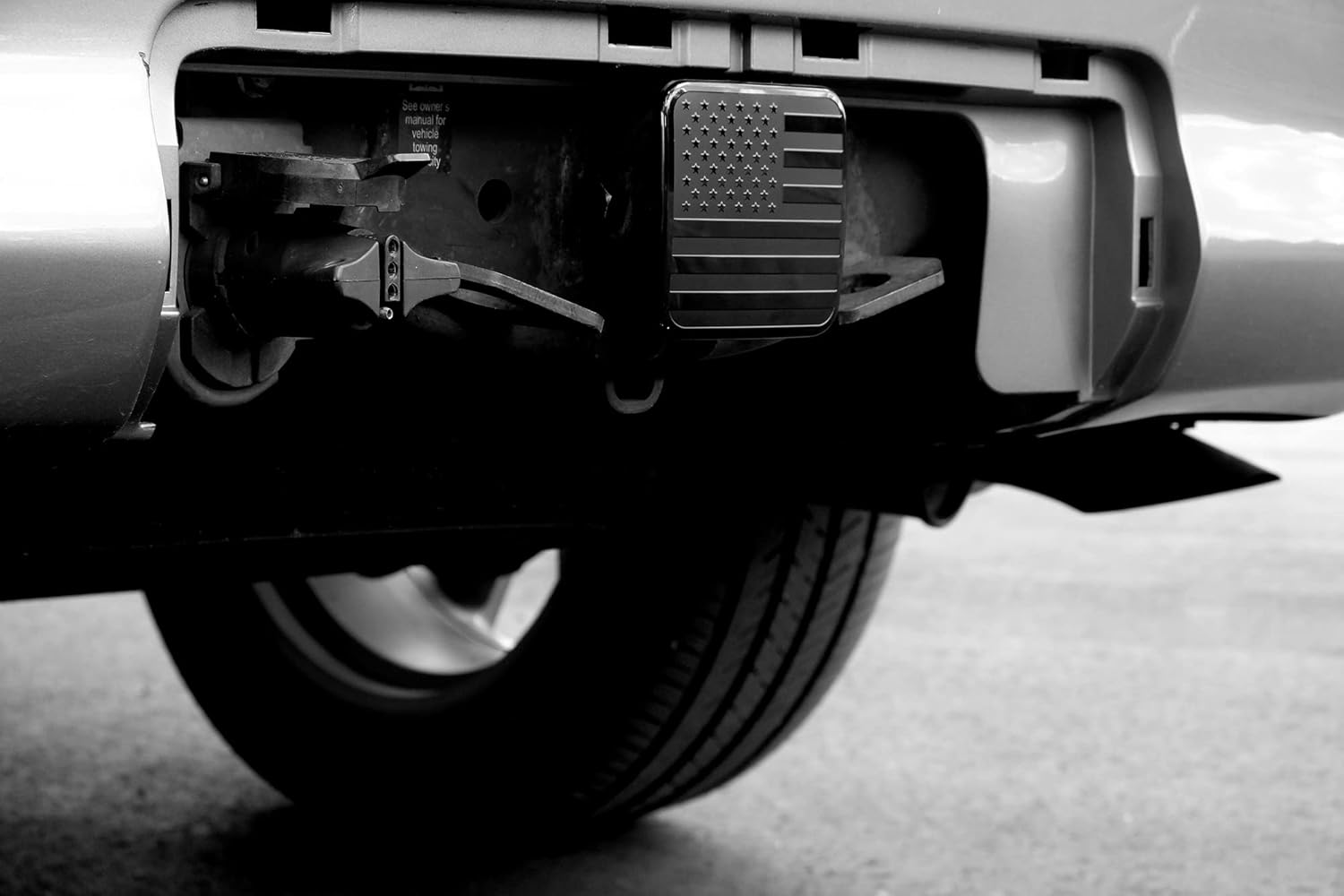 eVerHitch Tapón de enganche de remolque de 2 pulgadas con bandera negra americana de metal, apto para cualquier receptor de enganche de 2 pulgadas