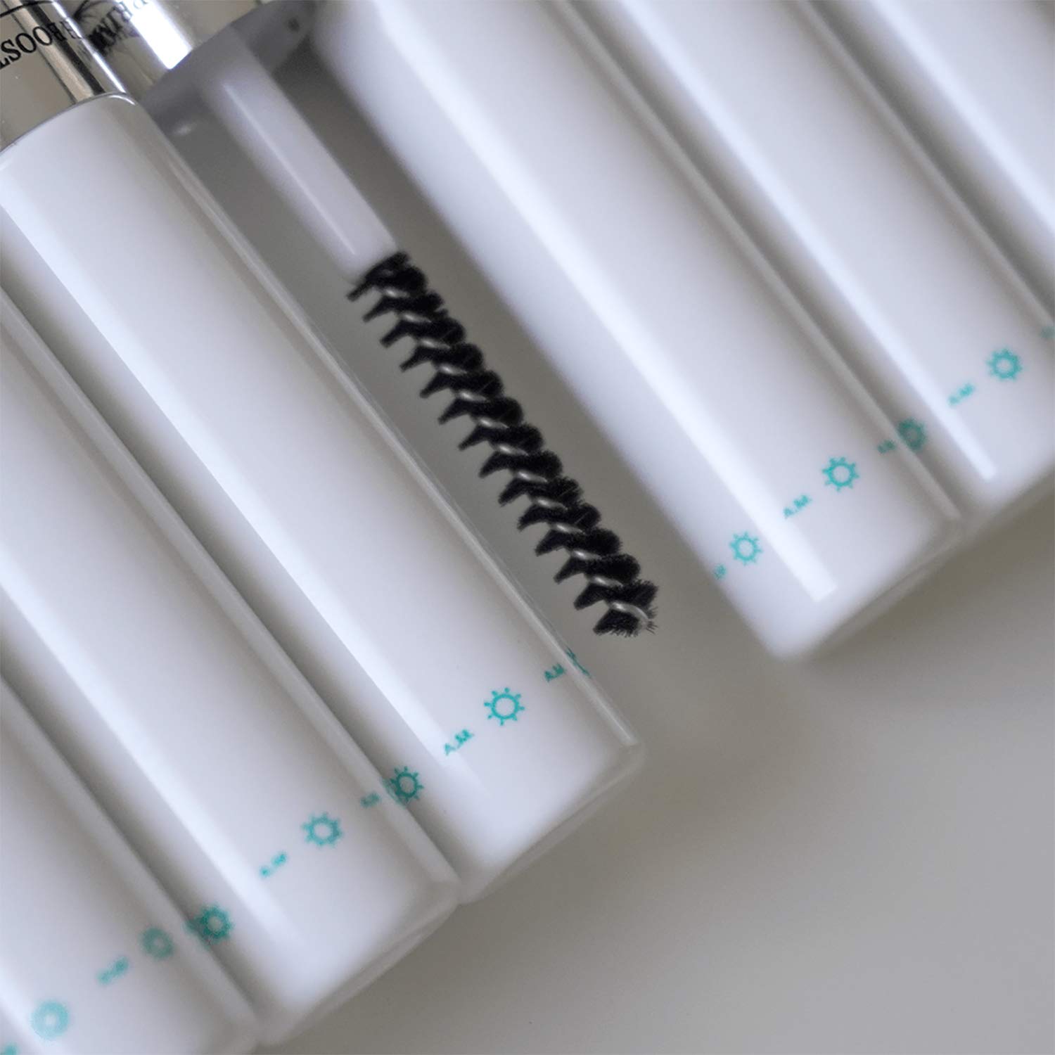 Lash24 de Hair La Vie – Suero de pestañas y suero de cejas – Potenciador de pestañas e imprimación – Fórmula dual con imprimación de pestañas AM y
