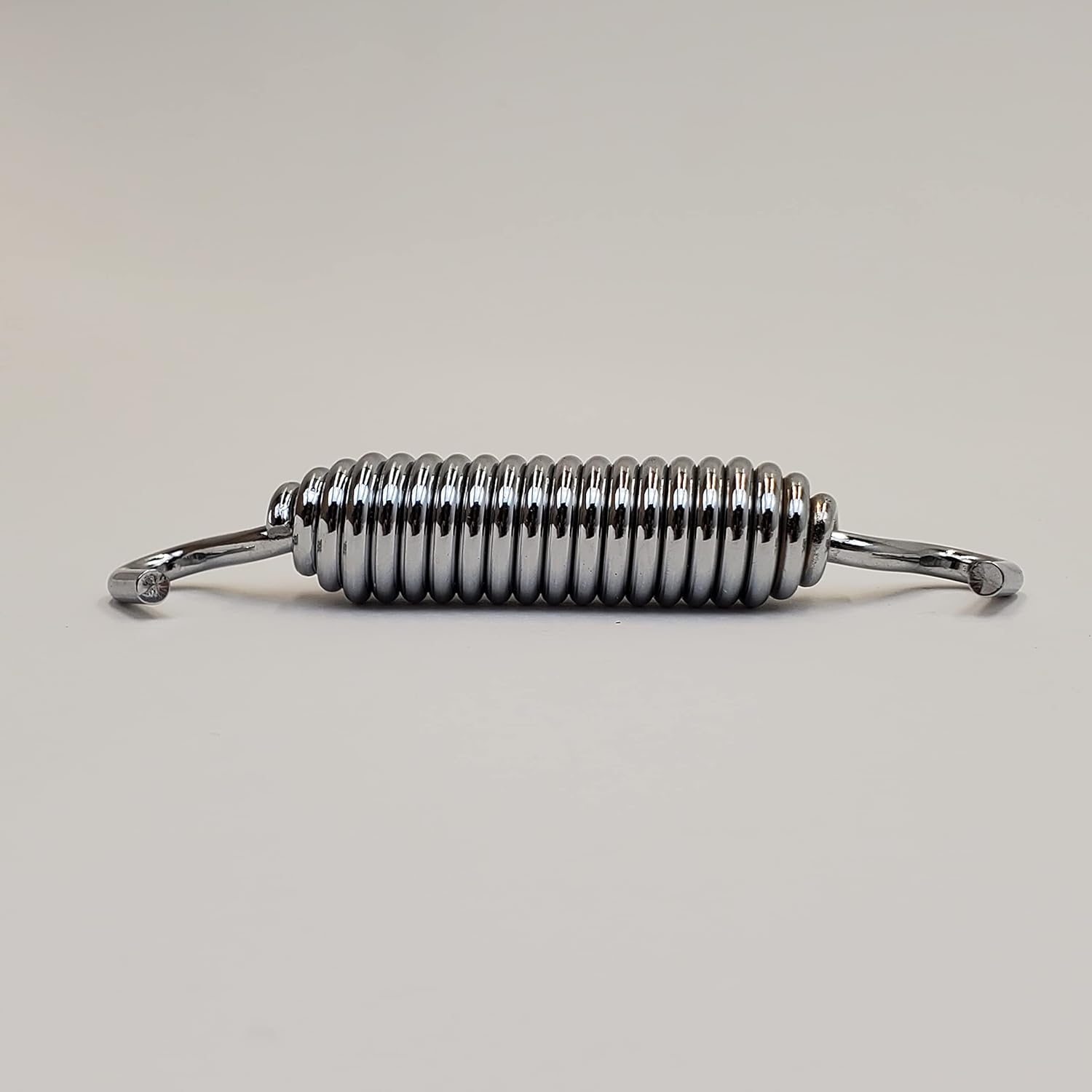 Soporte de resorte cromado de 3-34 pulgadasJiffy para modelos Harley Street Glide, Electra Glide, Road Glide, Road King y Softail 2007+ – Sustituye