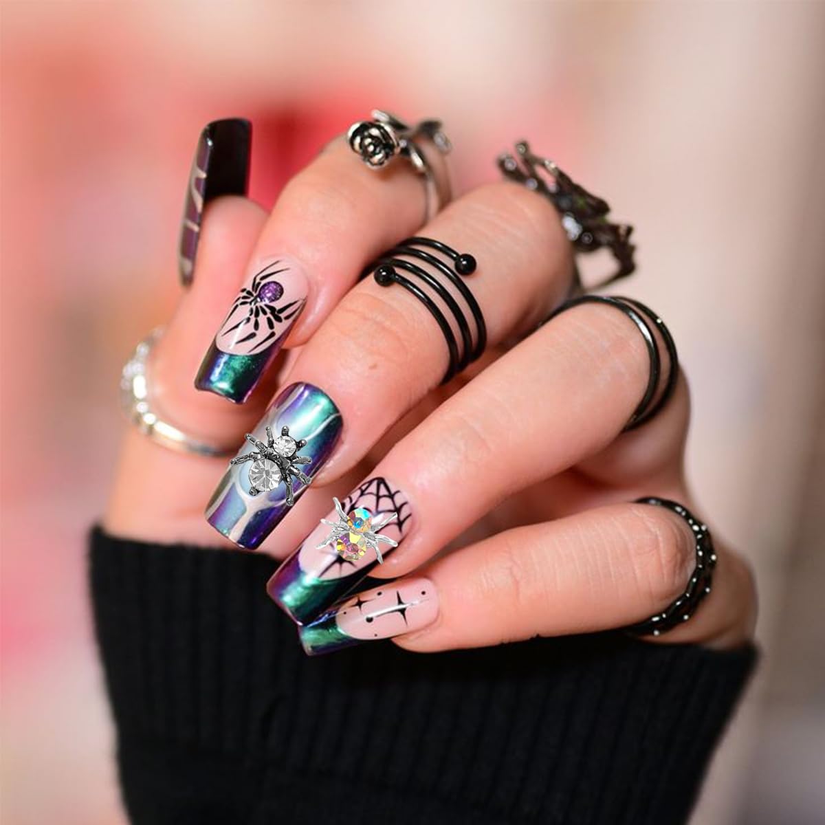 36 dijes de uñas de Halloween de aleación, dijes de araña, dorados, plateados, rojos, negros, arañas, joyas brillantes y coloridas, diseño de