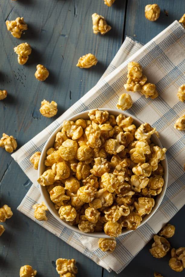 Jody’s Gourmet Popcorn, Receta 53 maíz de caramelo. Bolsa de 6.5 onzas, paquete de 4. Palomitas de maíz de caramelo gourmet, ricas y decadentes. Sin