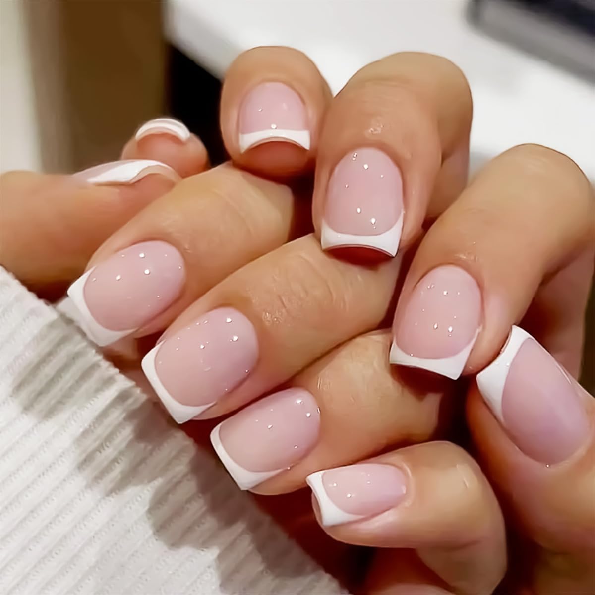 Uñas postizas cortas francesas, uñas cuadradas a presión, cobertura completa, puntas de uñas postizas blancas, diseño exquisito, color rosa,