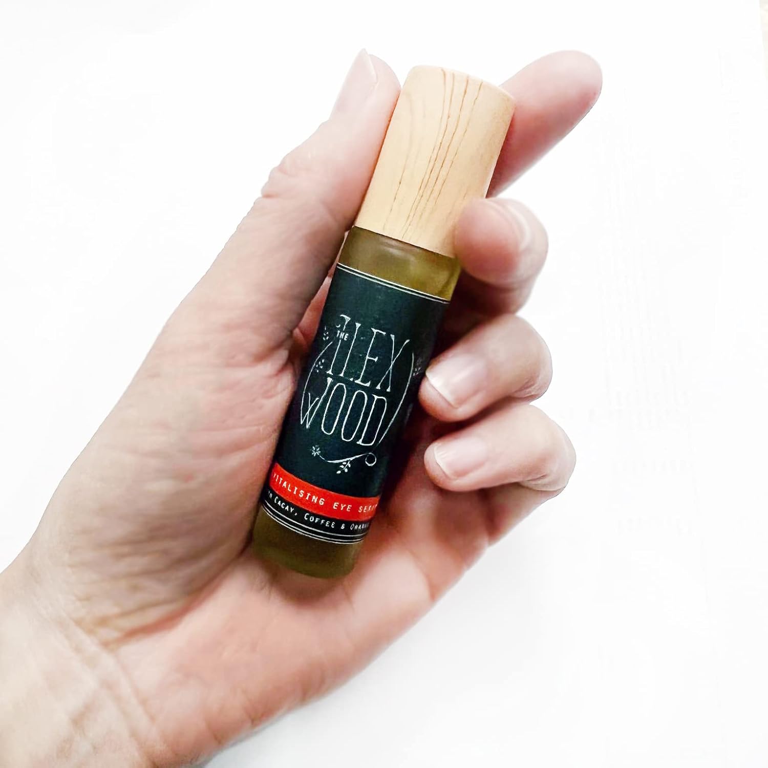 Revitalising Eye Serum with Cacay, Coffee and Orange – 10ml. An all-natural vegan anti-ageing eye serum from Cacay Oil, Green Coffee Arabica Oil