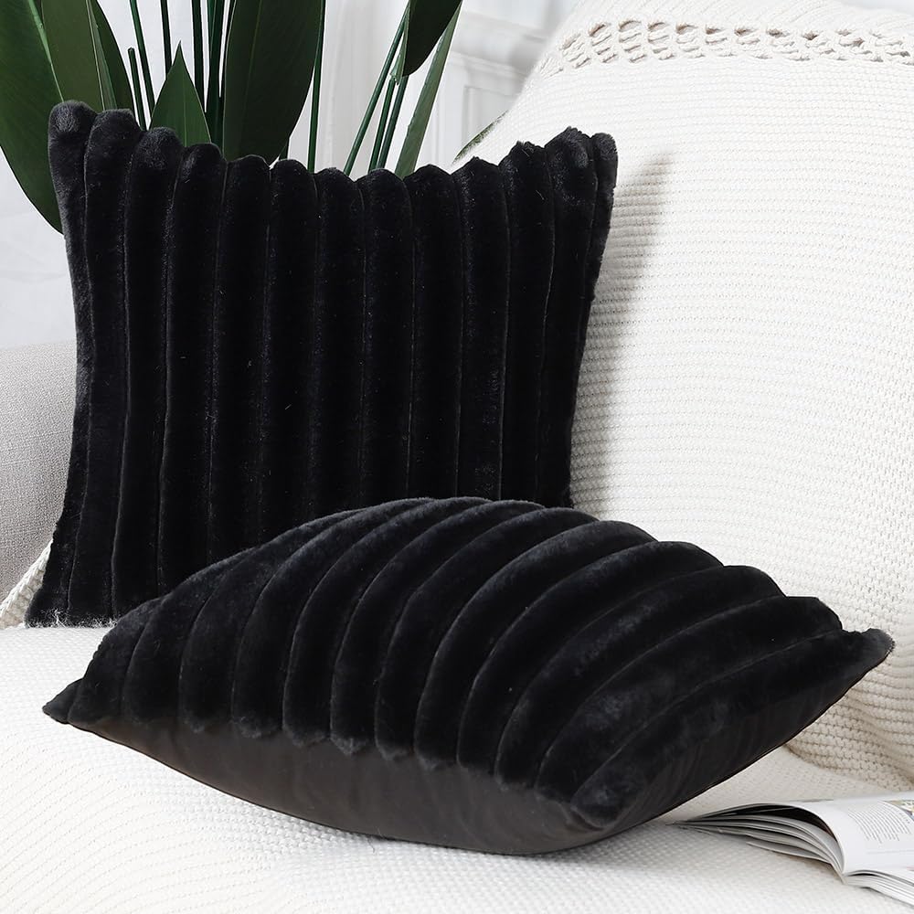 MADIZZ Juego de 2 fundas de cojín decorativas de felpa de lana sintética de 18 x 18 pulgadas, color negro, a rayas, suaves, decorativas, para sofá,