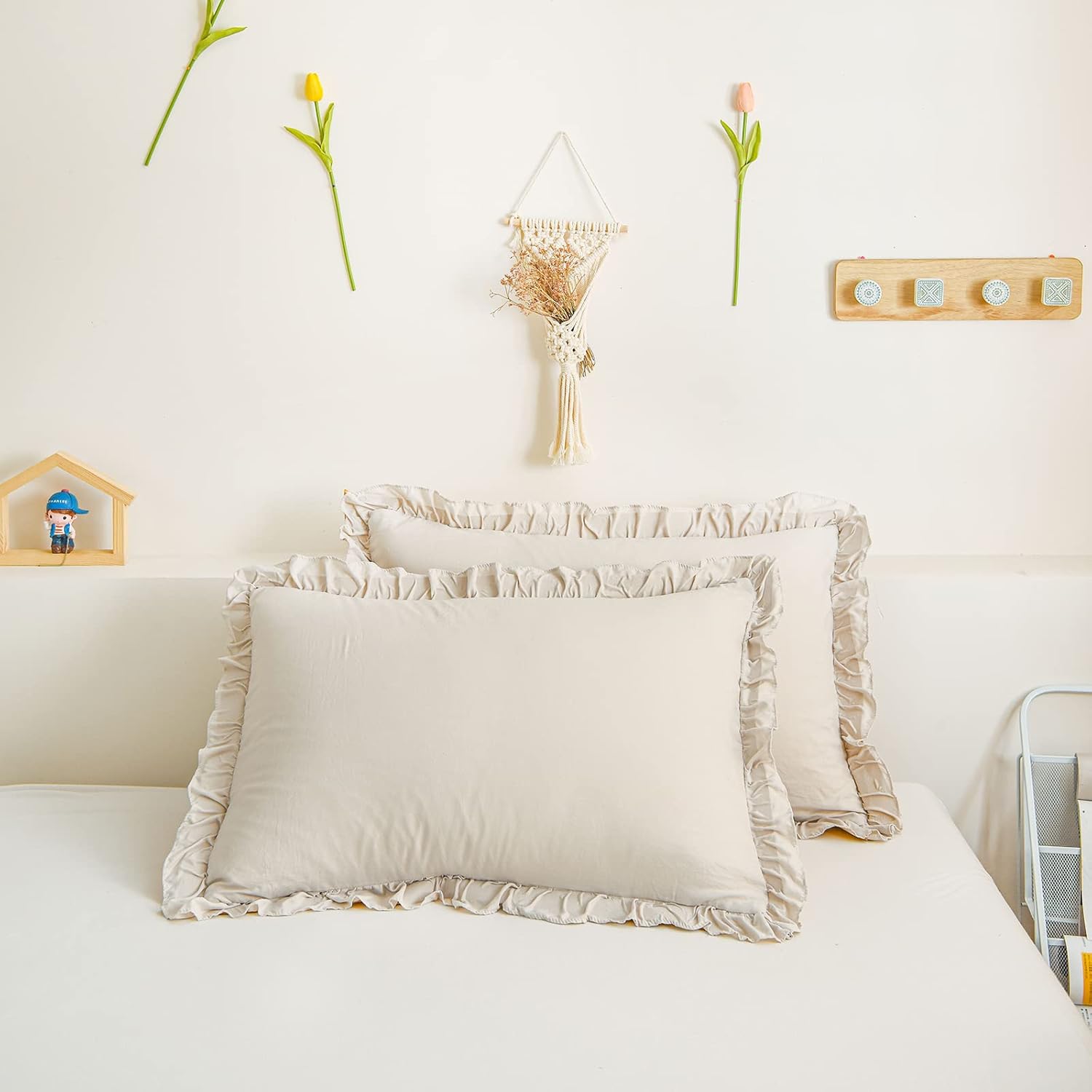 Juego de 2 fundas de almohada beige con volantes, color beige, gris, estándar, queen, juego de 2 fundas de almohada Shabby Chic (Queen (20 x 30