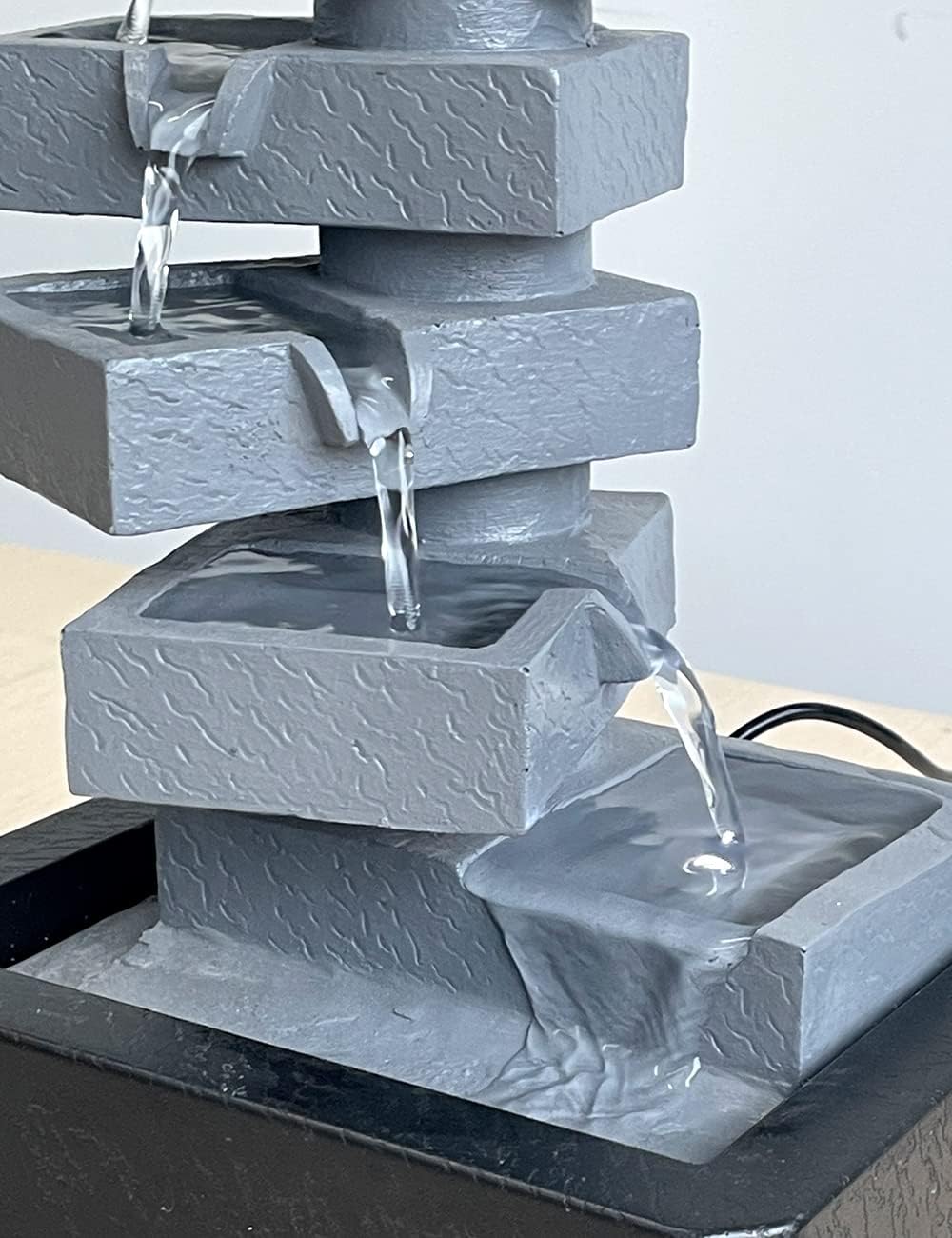 SEINHIJO Fuente de agua de mesa para interiores, Fengshui, cascada, centro de mesa, decoración moderna, escultura, regalos, luces LED de 11 pulgadas