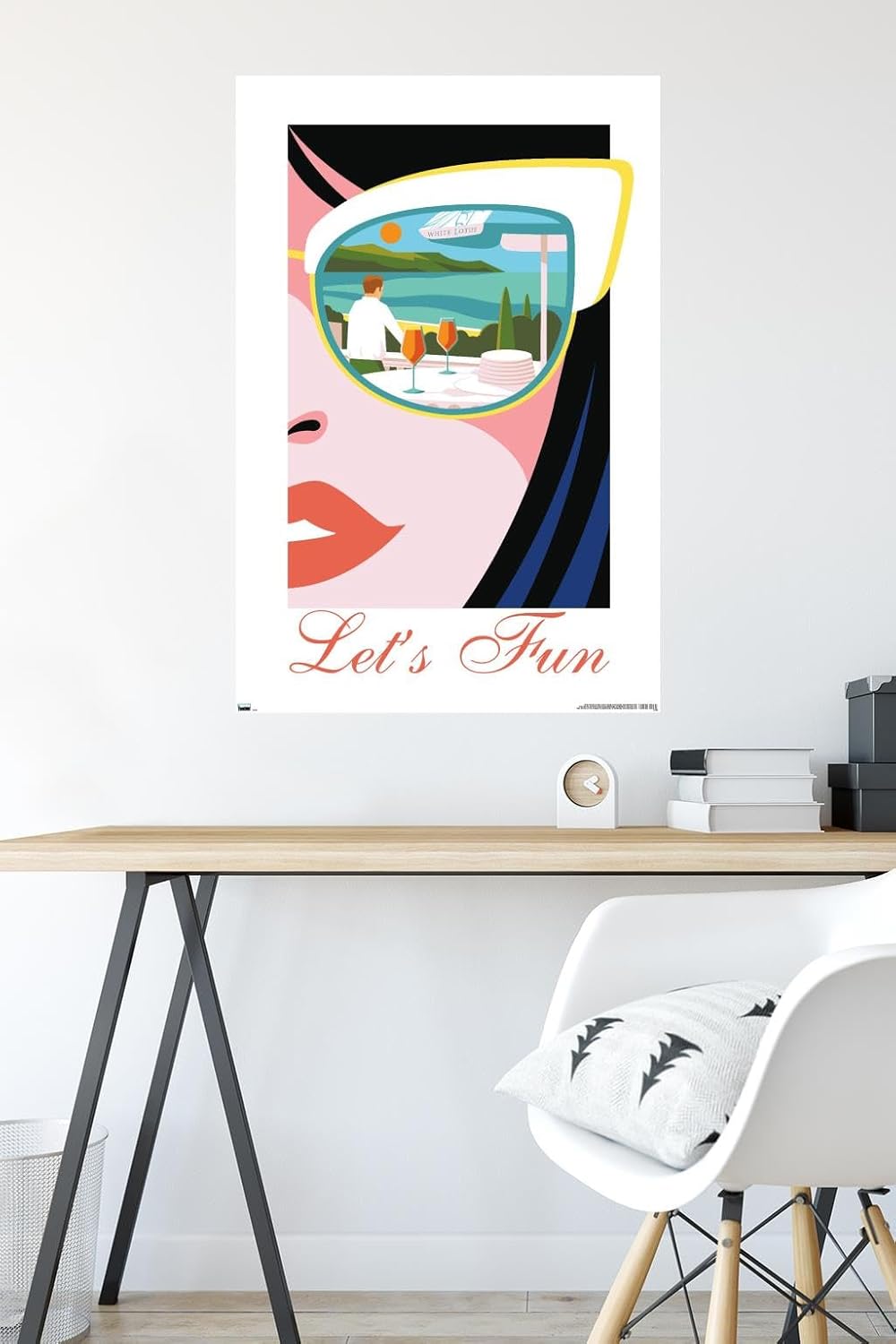 Trends International The White Lotus – Póster de pared Let’s Fun, 22.37 x 34.00 pulgadas, versión premium sin marco