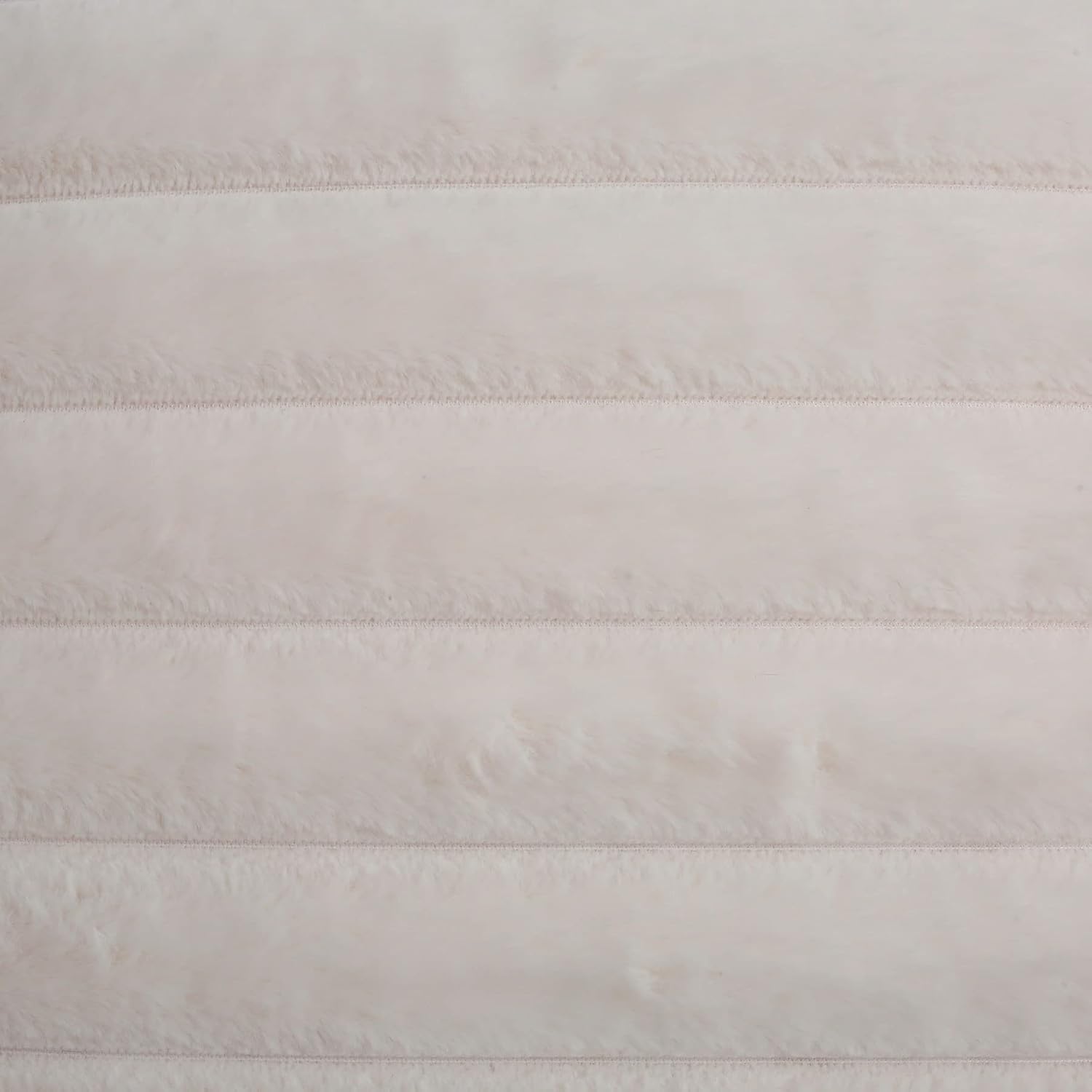 FUTEI – Juego de 2 fundas de almohada decorativas con rayas de color blanco crema, 26 x 26 pulgadas, cuadradas y primaverales, piel sintética de