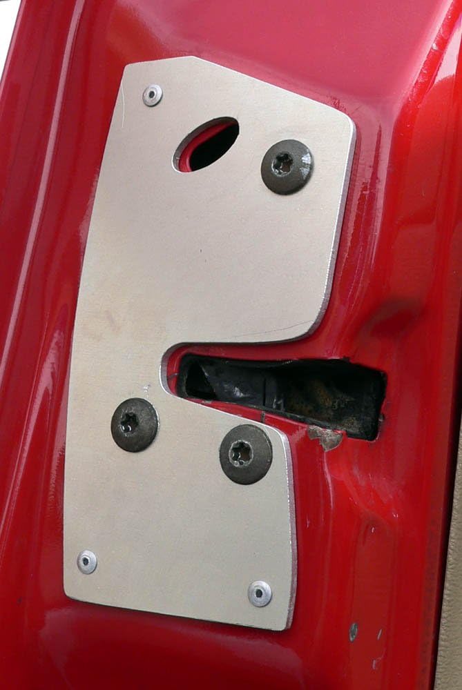 CS Works – Placa de reparación y refuerzo de pestillo de puerta con pernos de repuesto para Jeep Cherokee (XJ) 97-01 DERECHAPASAJERO