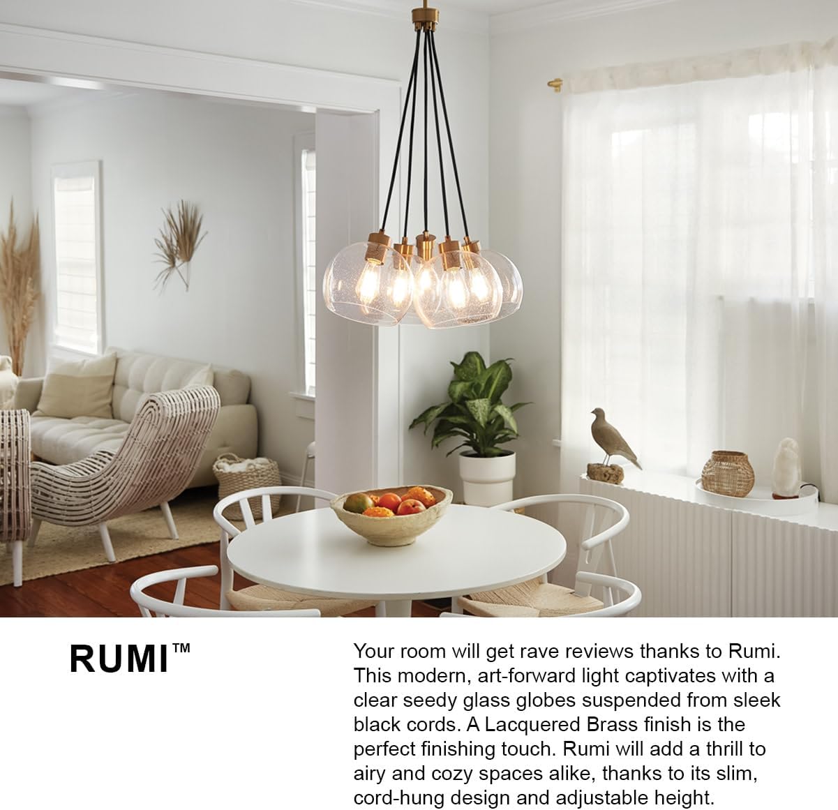 Lark Rumi – Lámpara de araña colgante de 22.0 in, altura ajustable, fácil de limpiar, cinco orbes de vidrio transparente – en latón lacado