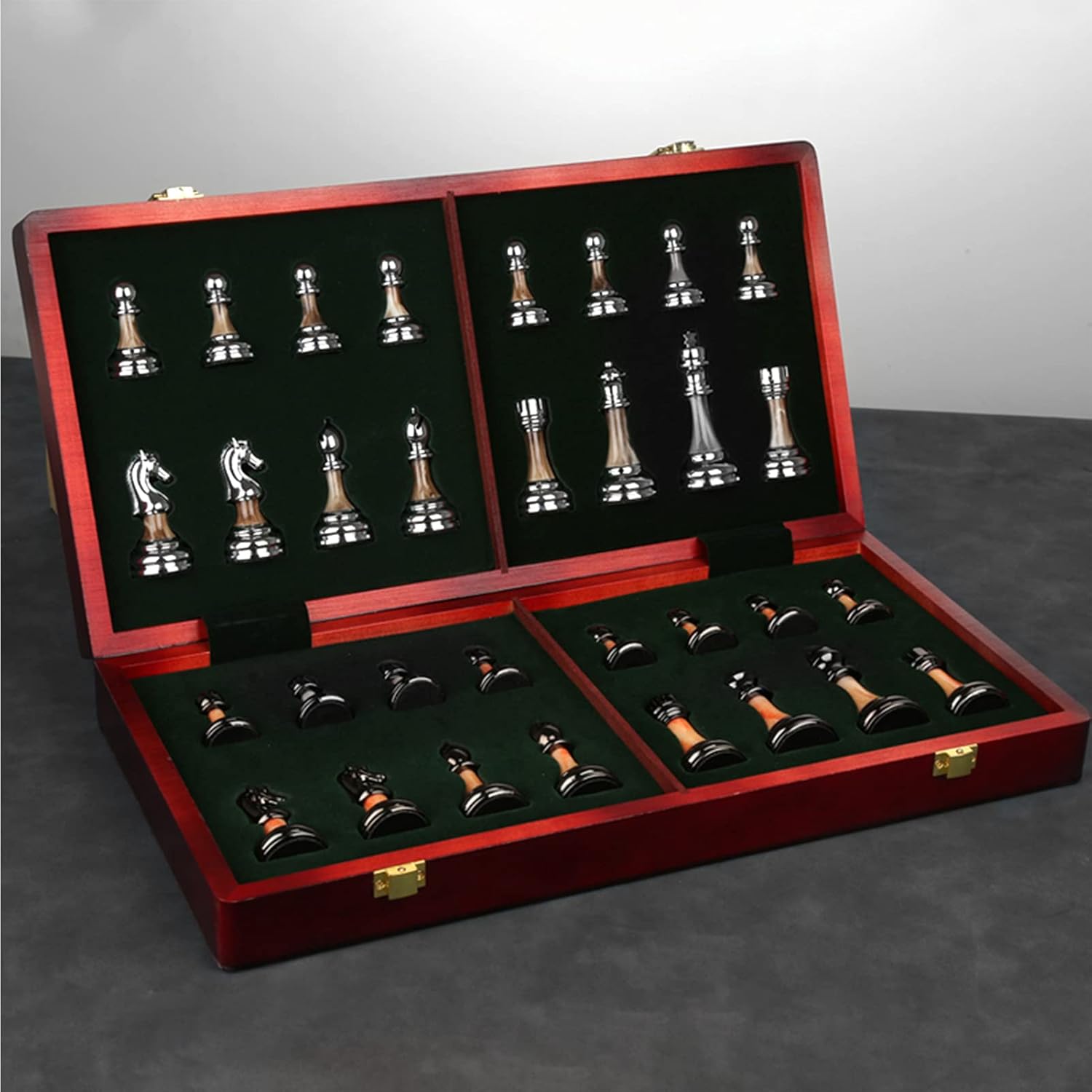 Juego de ajedrez de 17 pulgadas con tablero de ajedrez de madera plegable y piezas estándar clásicas hechas a mano piezas de ajedrez de metal