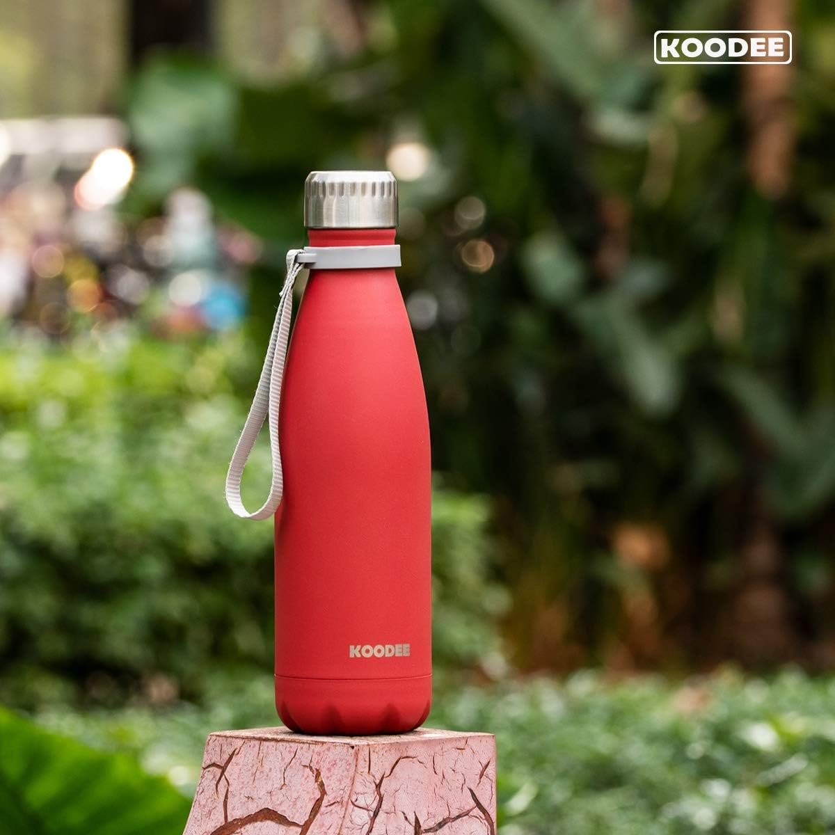 koodee Botella de agua aislada, paquete de 2 botellas de agua deportivas de acero inoxidable de doble pared a prueba de fugas en forma de cola que