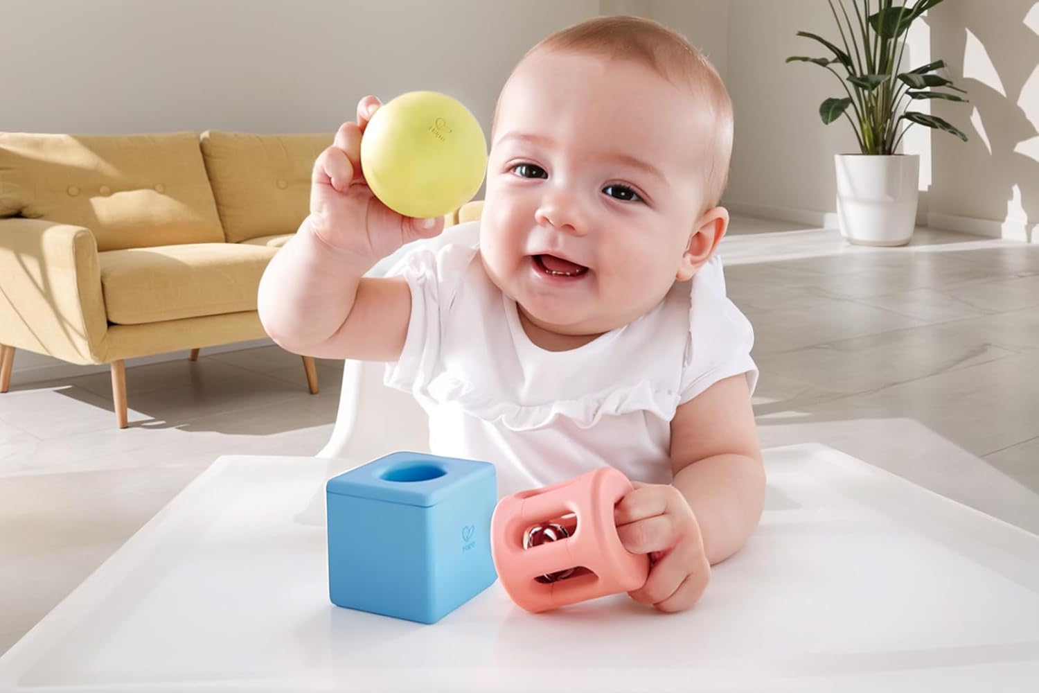 Hape Sonajero geométrico  Juguetes coloridos para recién nacidos, bebés y niños pequeños, juego de juguetes educativos tempranos de 3 piezas