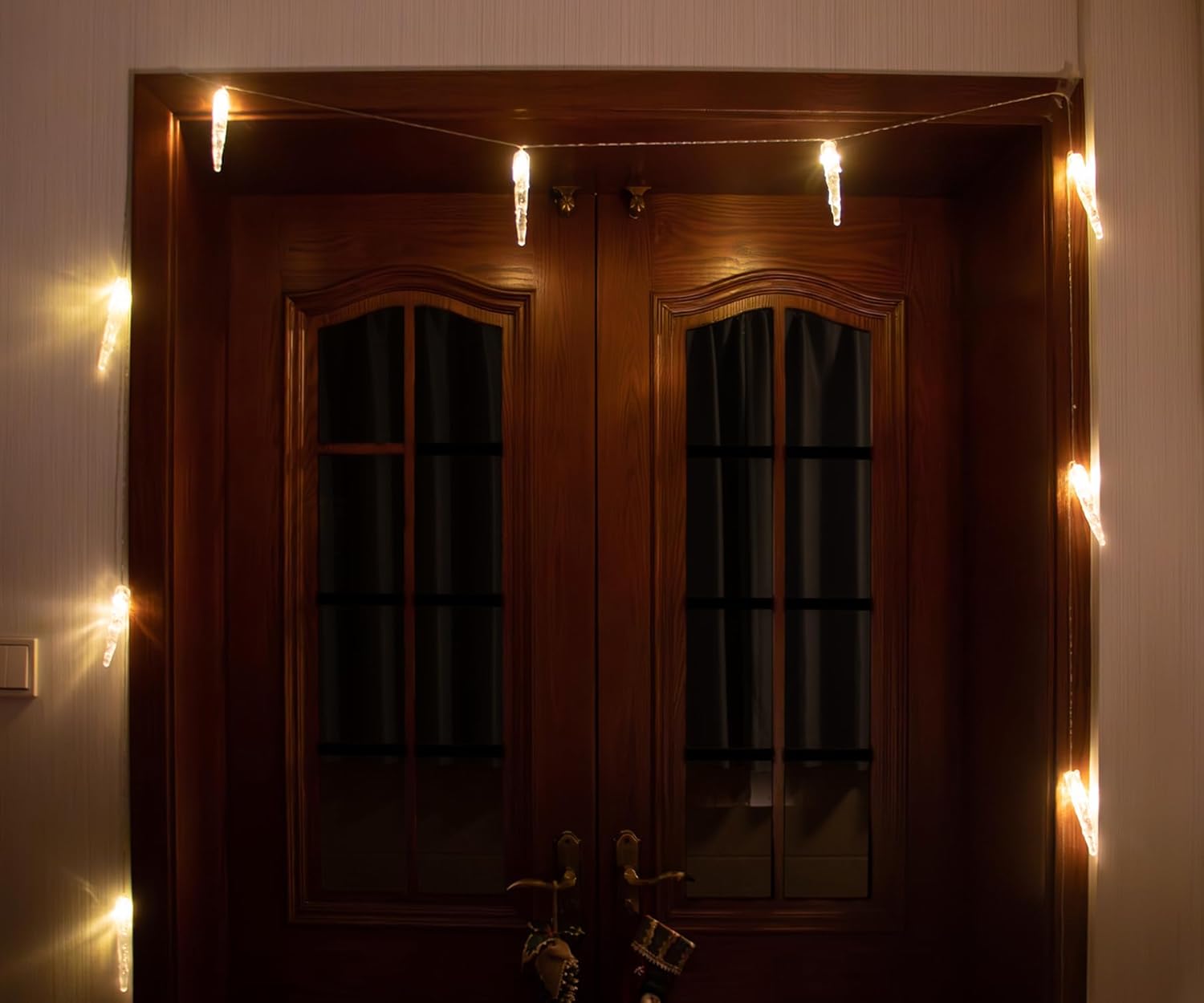 Rhytsing Luces de carámbano de 18 pies, 10 luces LED de carámbano, luces de cadena de hielo de cristal para decoración de Navidad, luz blanca cálida