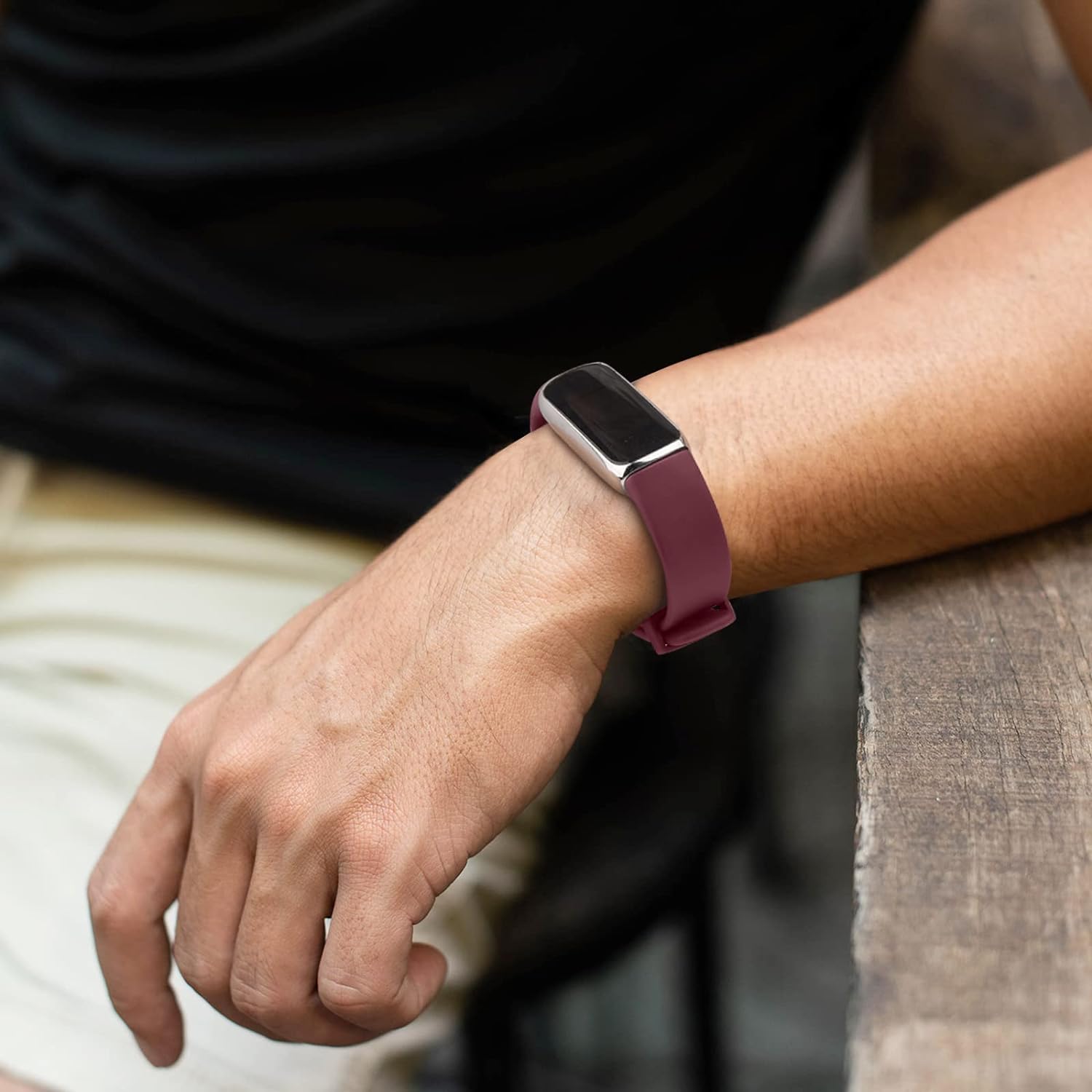 AK Correa deportiva compatible con bandas Fitbit Luxe para mujeres y hombres, correas deportivas de repuesto de silicona suave para Fitbit Luxe