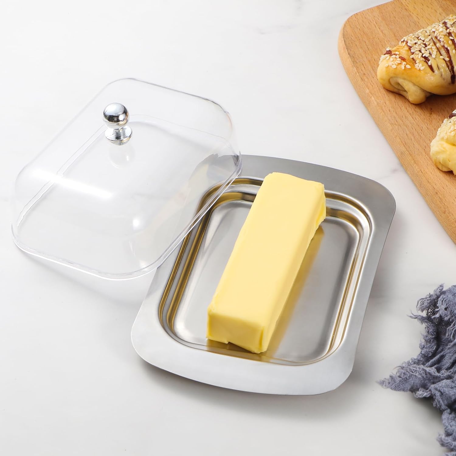 Mantequillera con tapa, plato de mantequilla de acero inoxidable con tapa de plástico para encimera, pequeño soporte para mantequilla con tapa,
