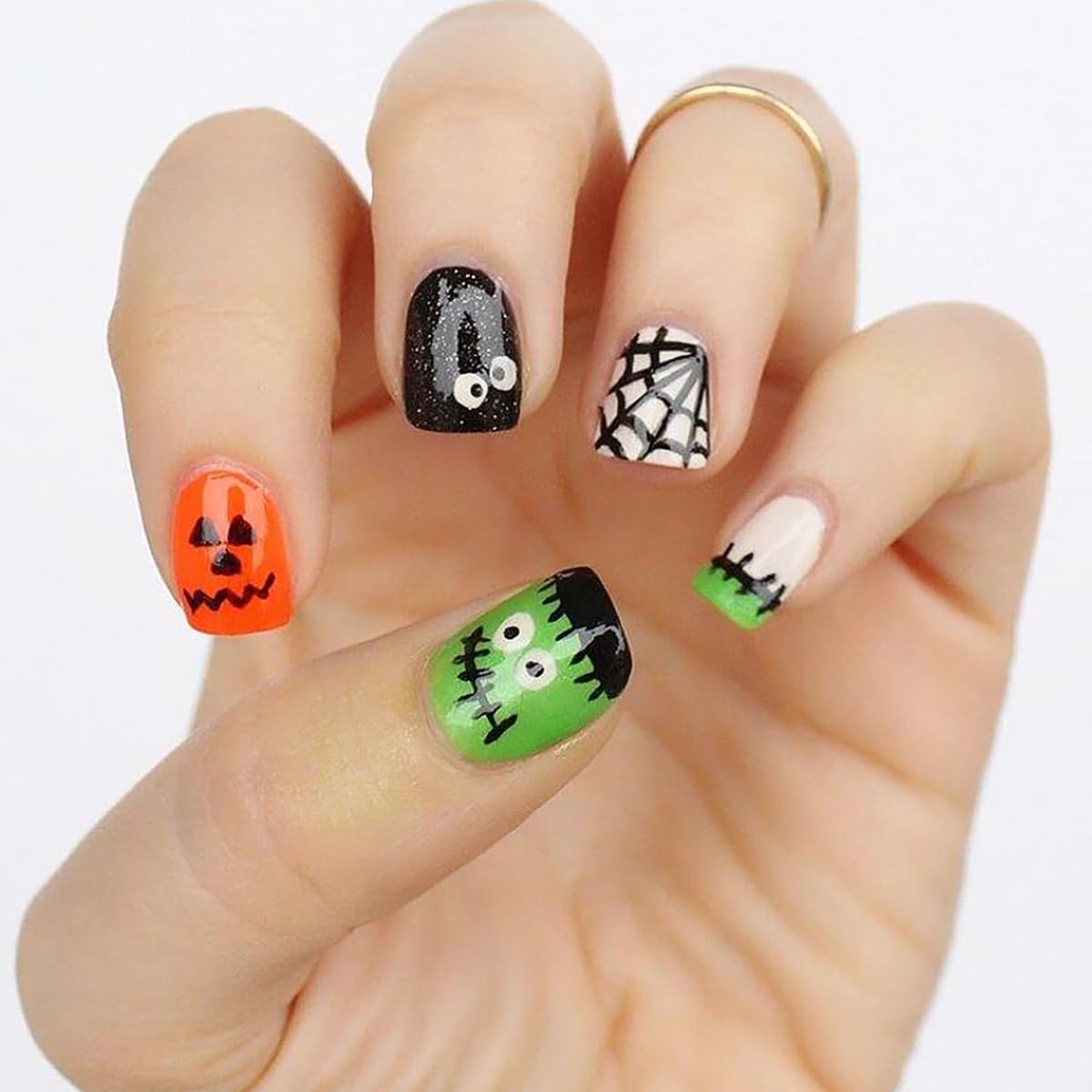 Uñas postizas cortas a presión para Halloween, uñas postizas cuadradas coloridas con ojos de calabaza de dibujos animados, telaraña, cubierta