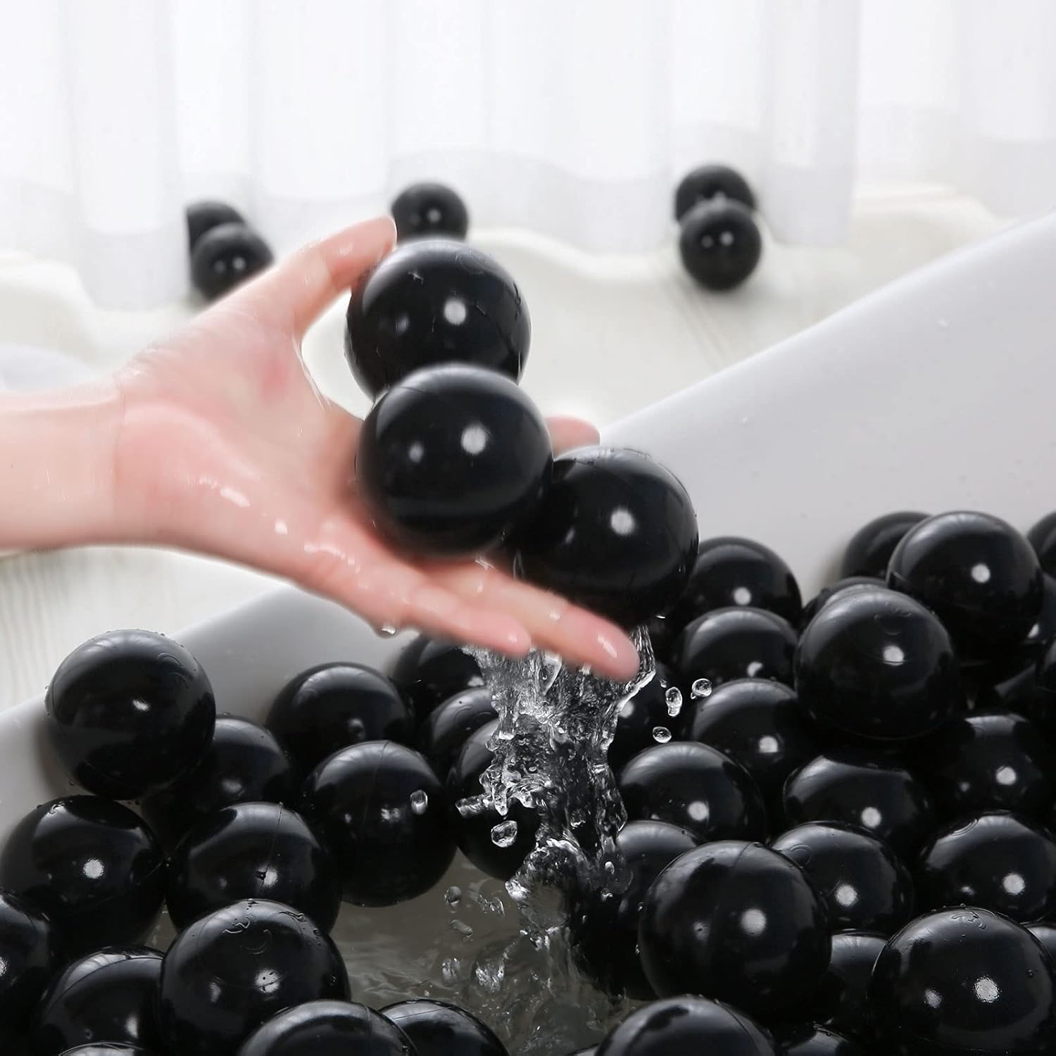 PlayMaty Pelotas de juego  Pelotas de plástico transparente sin ftalatos y BPA, 2.36 pulgadas para niños pequeños y bebés para casa de juegos,