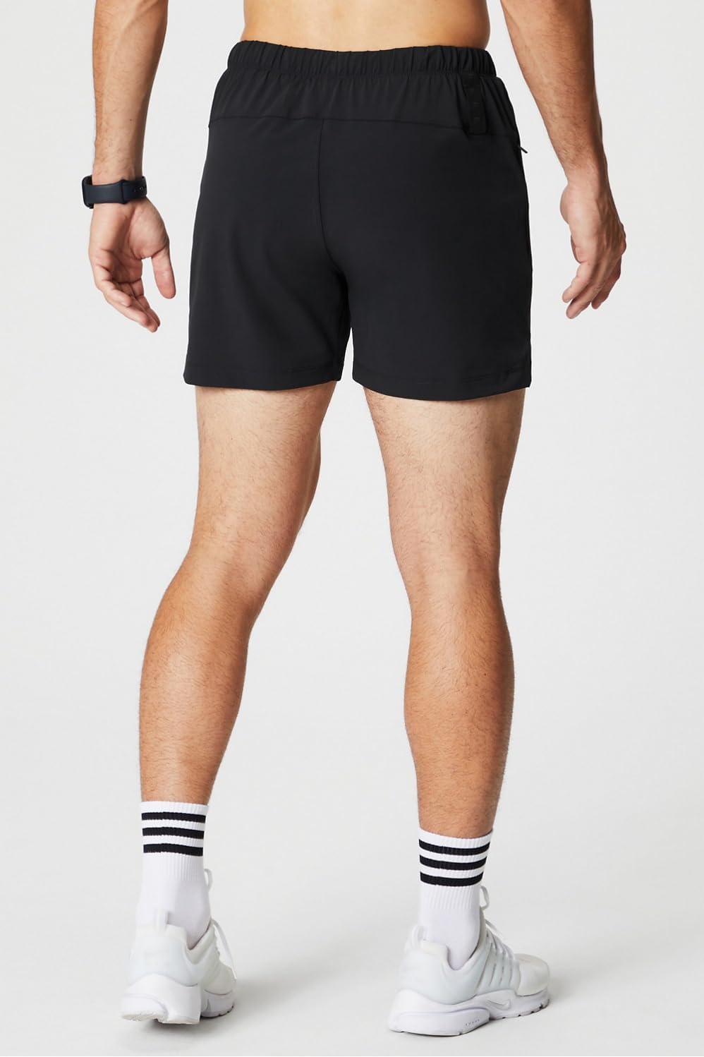Fabletics Pantalón corto The One para hombre, entrenamiento, natación, ligero, de secado rápido, bolsillo con cremallera, tejido elástico