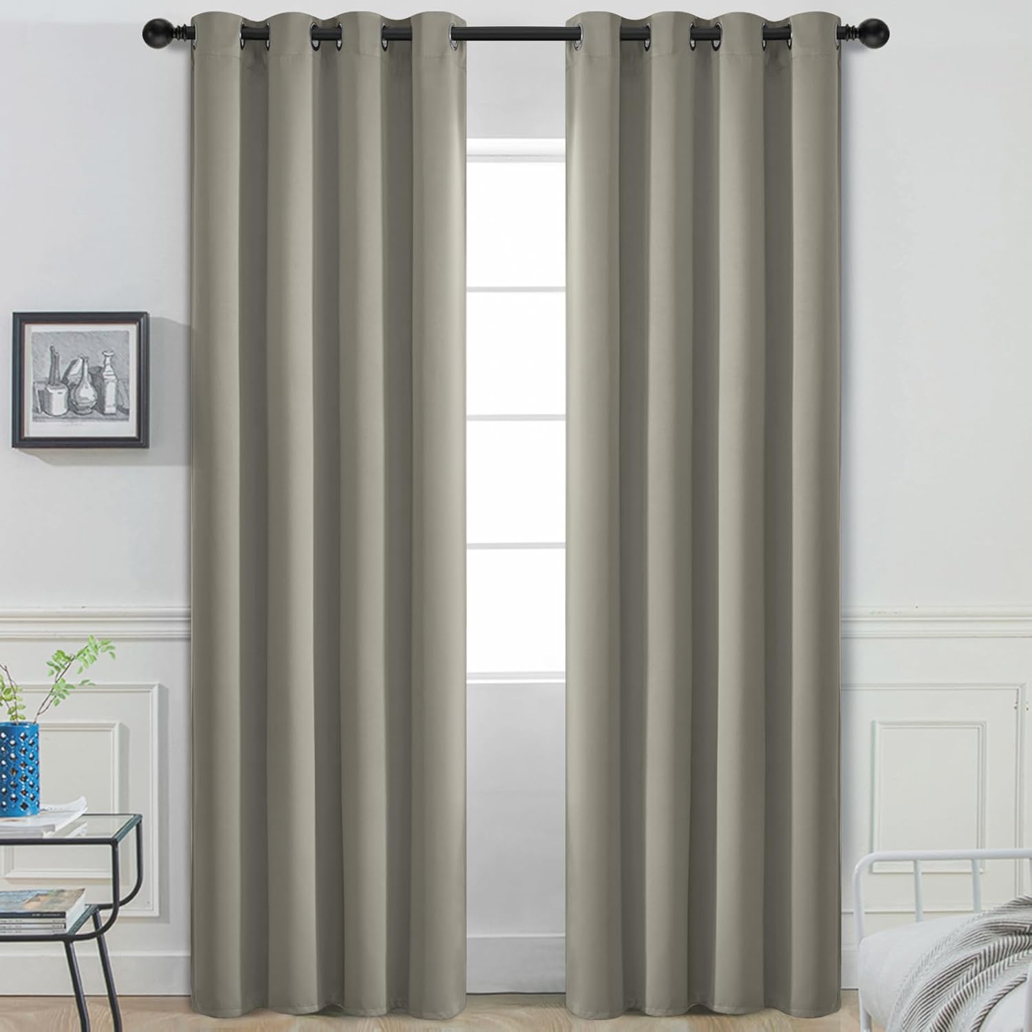 Yakamok Cortinas opacas de bloqueo de luz de 84 pulgadas de largo, cortinas opacas con aislamiento térmico y ojales para dormitorio (52 x 84