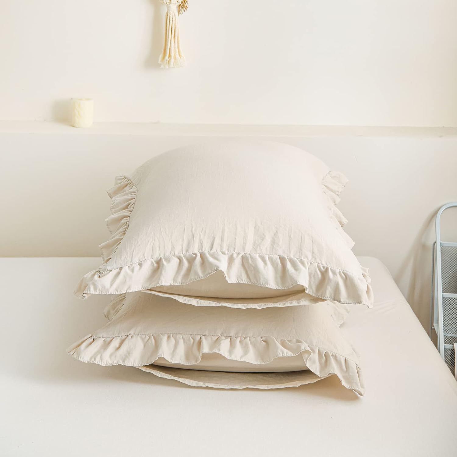 Juego de 2 fundas de almohada beige con volantes, color beige, gris, estándar, queen, juego de 2 fundas de almohada Shabby Chic (Queen (20 x 30