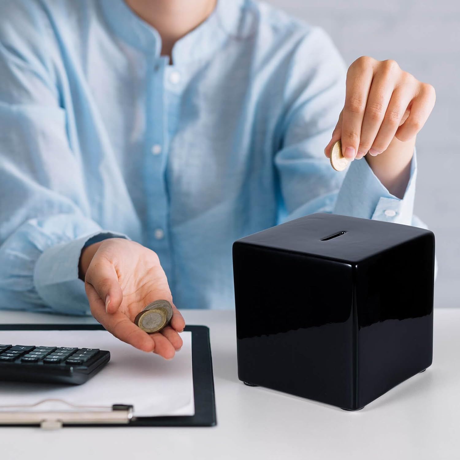 Alcancías para adultos, caja de ahorros de cerámica, solo puede salvar la alcancía que no se puede sacar (negro, 4.72 pulgadas)