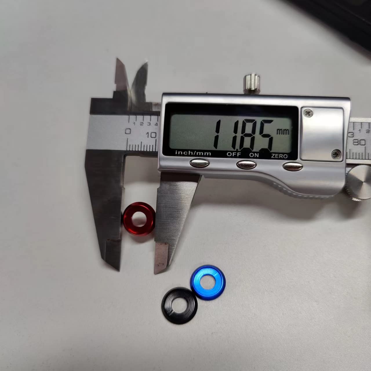 60PCS Arandelas de avellanado M5, aleación de aluminio anodizado, juntas de arandelas de cabeza Cuña de taza para tornillo
