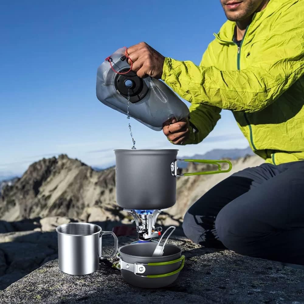 Odoland – Juego de 8 utensilios de cocina para acampar, juego de ollas y sartenes con mini estufa de mochilero, taza de acero inoxidable, soporte