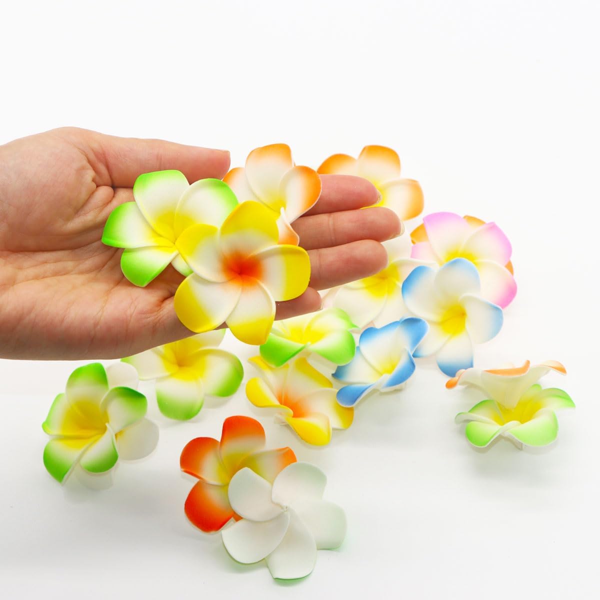 40 piezas de 1.6 pulgadas de espuma artificial hawaiana de plumeria para el cabello, decoración de playa para novia, boda, fiesta, playa, 4 colores
